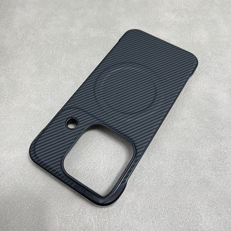 Luksusowe, ultracienkie etui n – Ultra Thin Frameless Phone Cover recenzja i cena