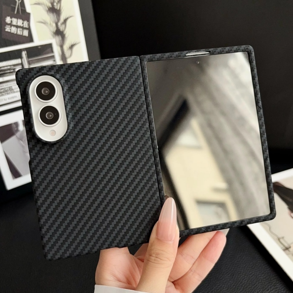 Etui z włókna węglowego do Mag – Screen Protectors recenzja i cena